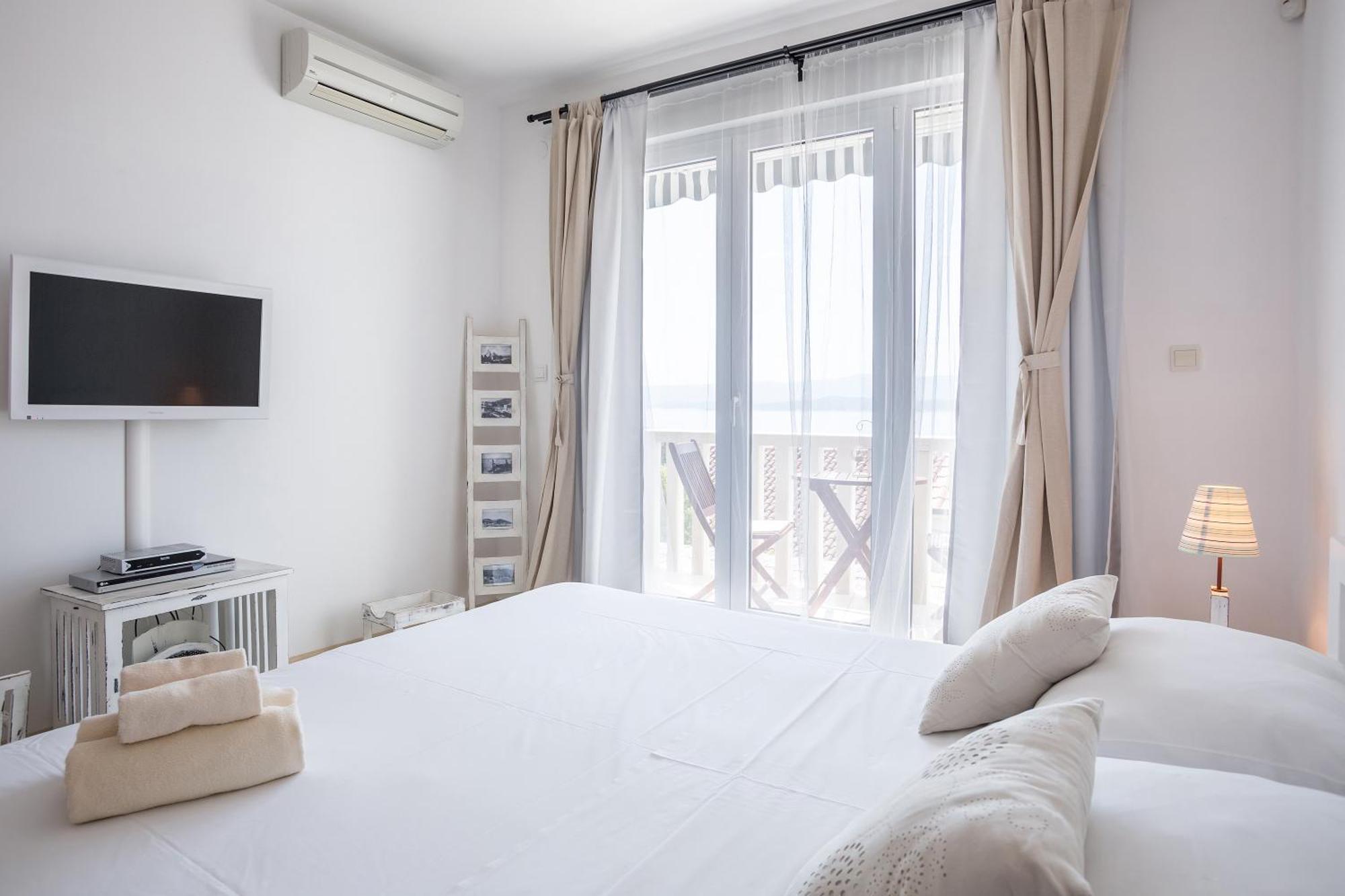 Zlatni Bol Apartments חדר תמונה